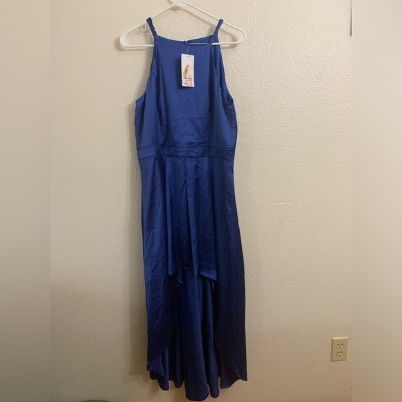 NWT Pretty Garden Satin Like High Low  Dress With Pockets - Size Large - Picture 2 of 10